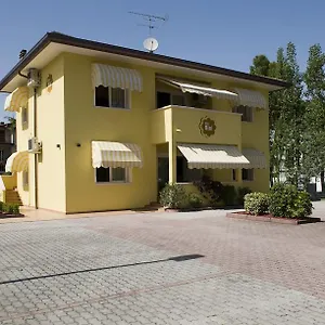 Mimi Italien